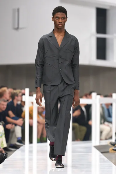 Look 41